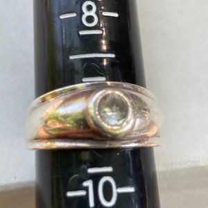 Bold sterling silver ring with CZ gem. size 8.75